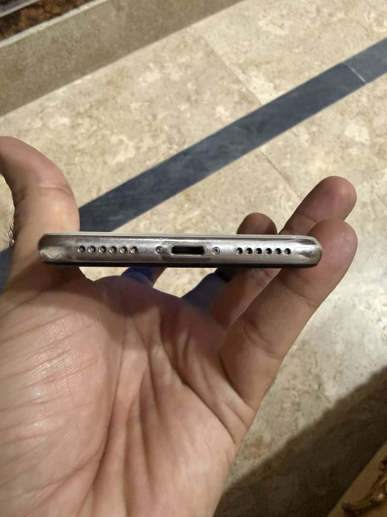 Apple iPhone X 2