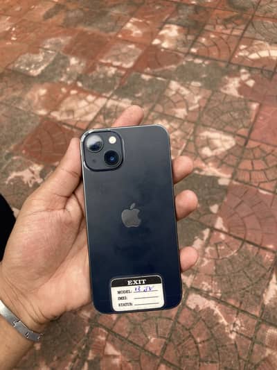 Apple iPhone 13