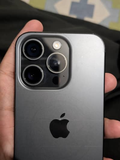 Apple iPhone 15 Pro