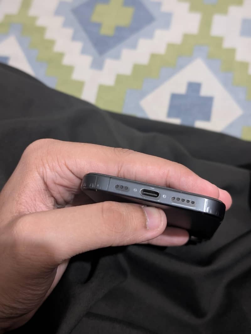 Apple iPhone 15 Pro 5