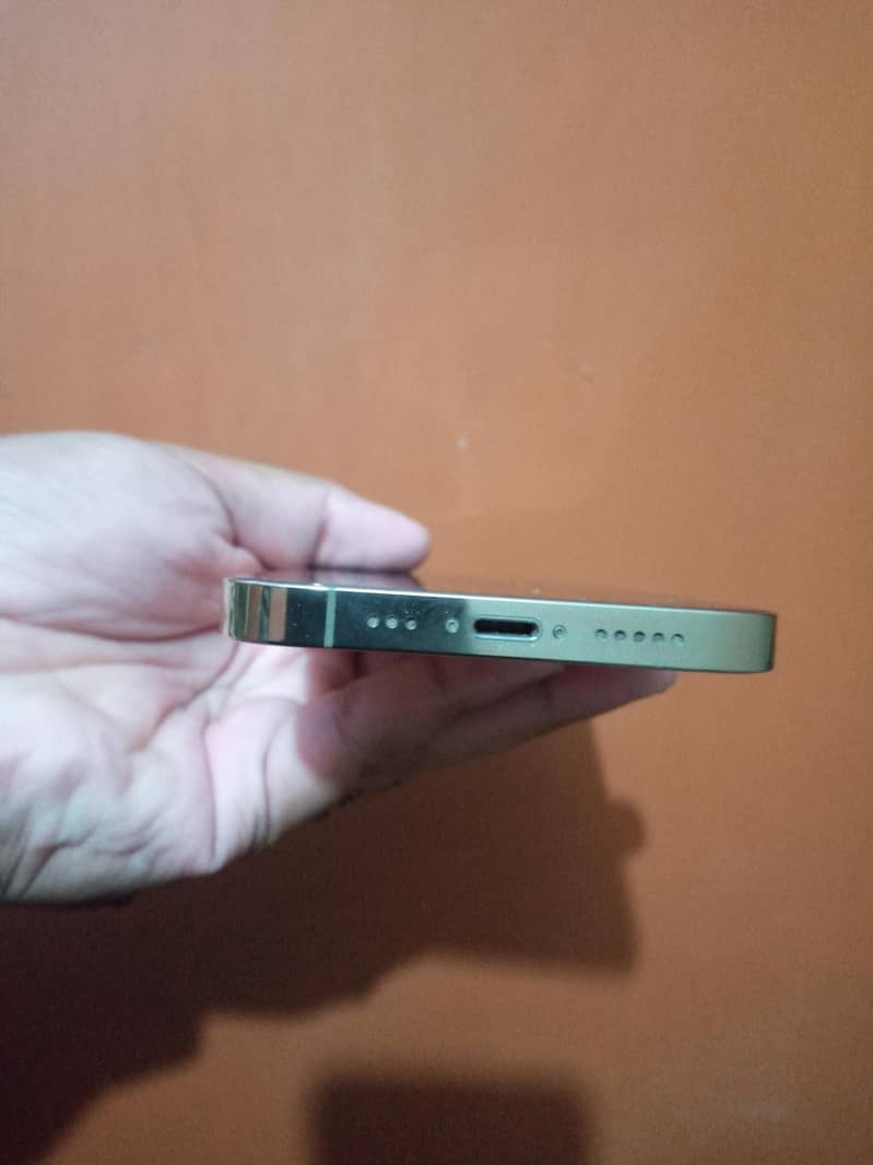 Apple iPhone 13 Pro 3