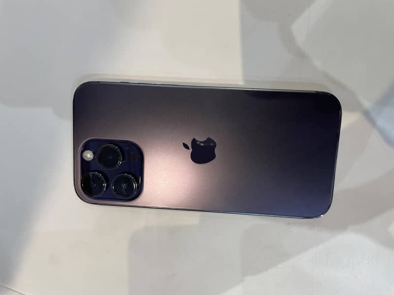 Apple iPhone 14 Pro Max 0