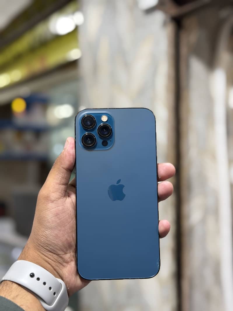 Apple iPhone 12 Pro Max 1