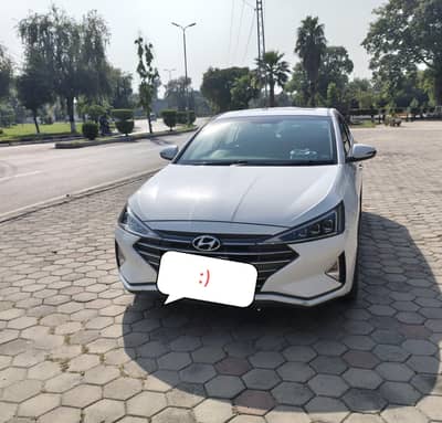 Hyundai Elantra 2023