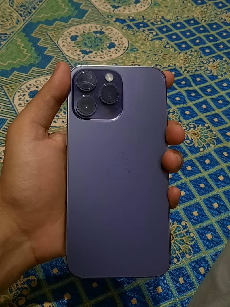 Apple iPhone 14 Pro Max 0