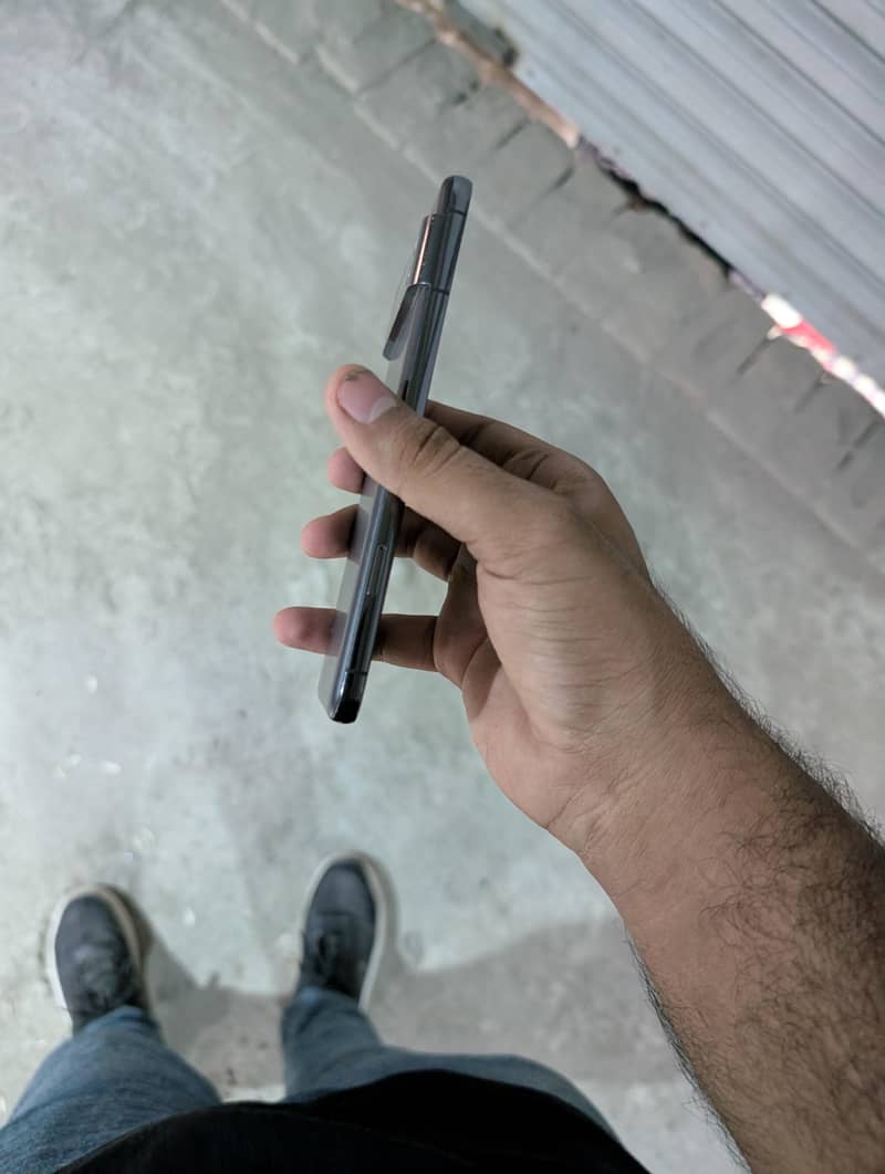 Google Pixel 8 Pro 4