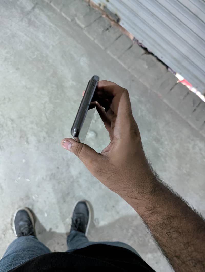 Google Pixel 8 Pro 5
