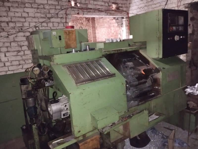 CNC Lathe Machine 2