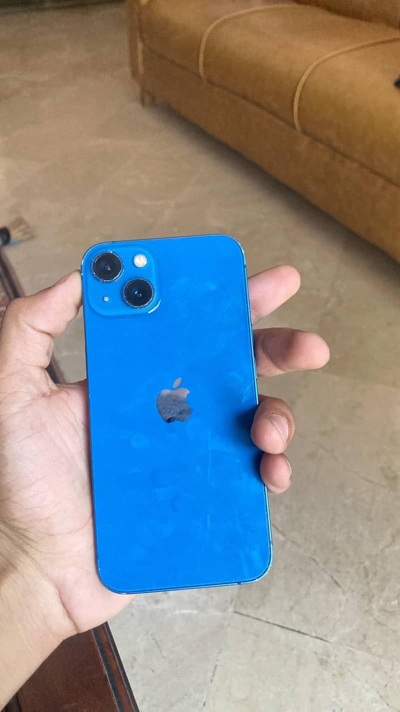 Apple iPhone 13 1