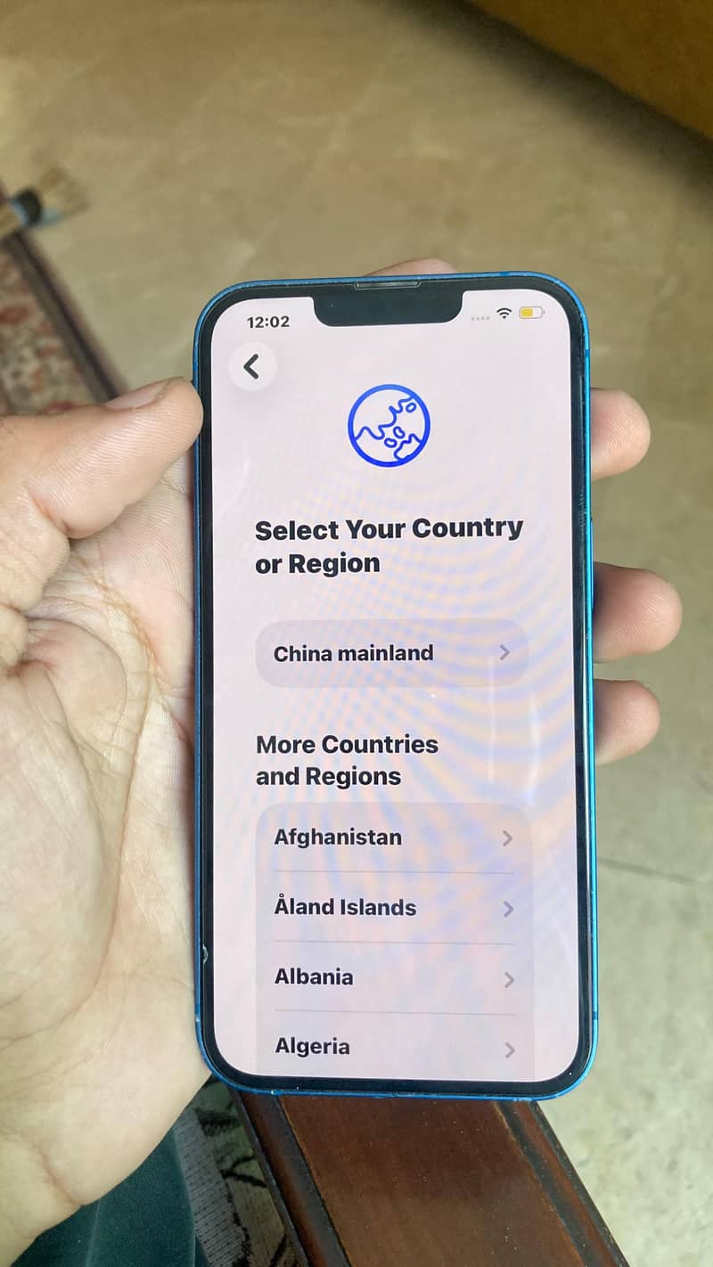 Apple iPhone 13 5