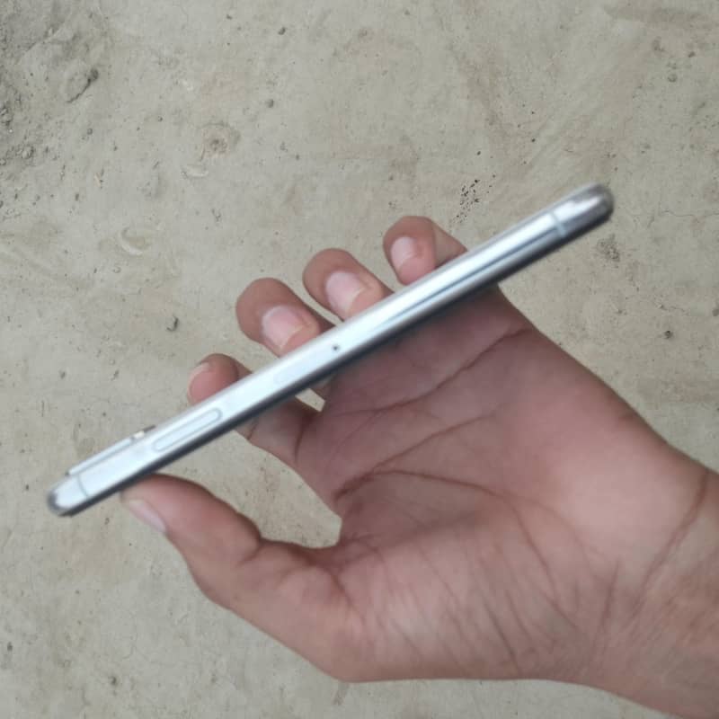 Apple iPhone X 1
