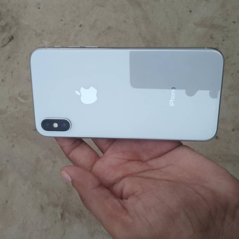 Apple iPhone X 5
