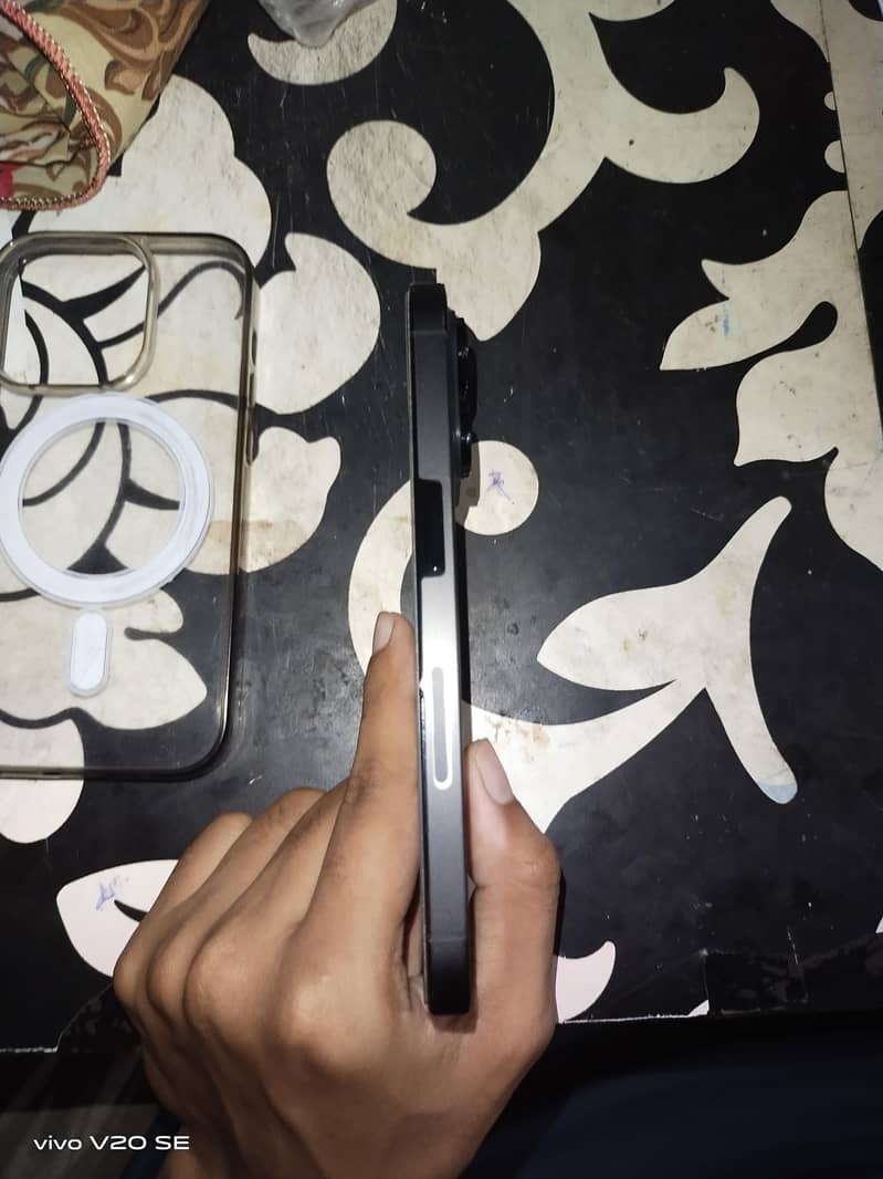 iPhone 14 Pro 3