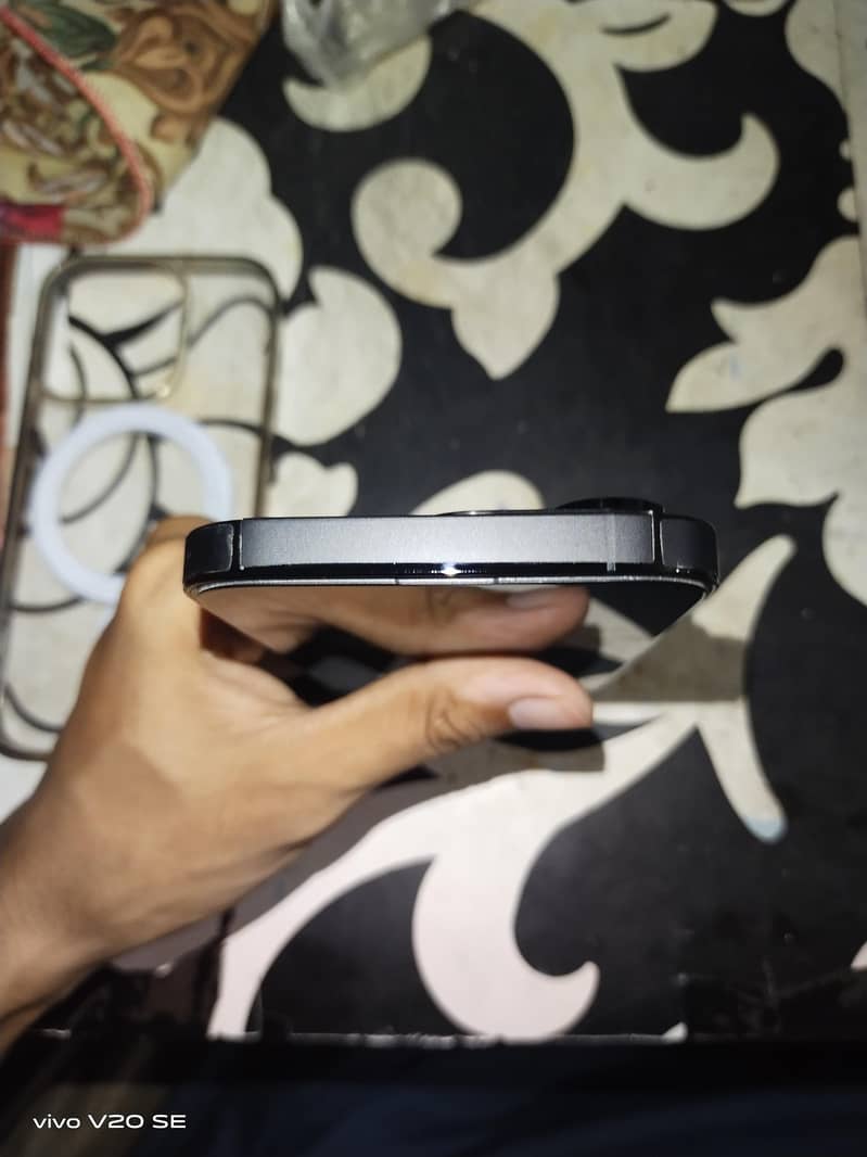 iPhone 14 Pro 5