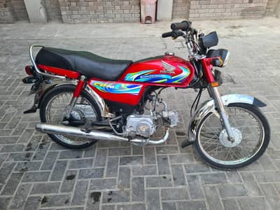 HONDA CD70 2024 MODAL