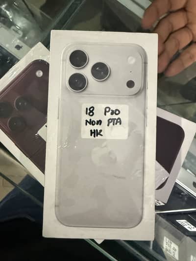 IPHONE 18 PRO 256 GB UK SILVER NON PTA BOX PACK
