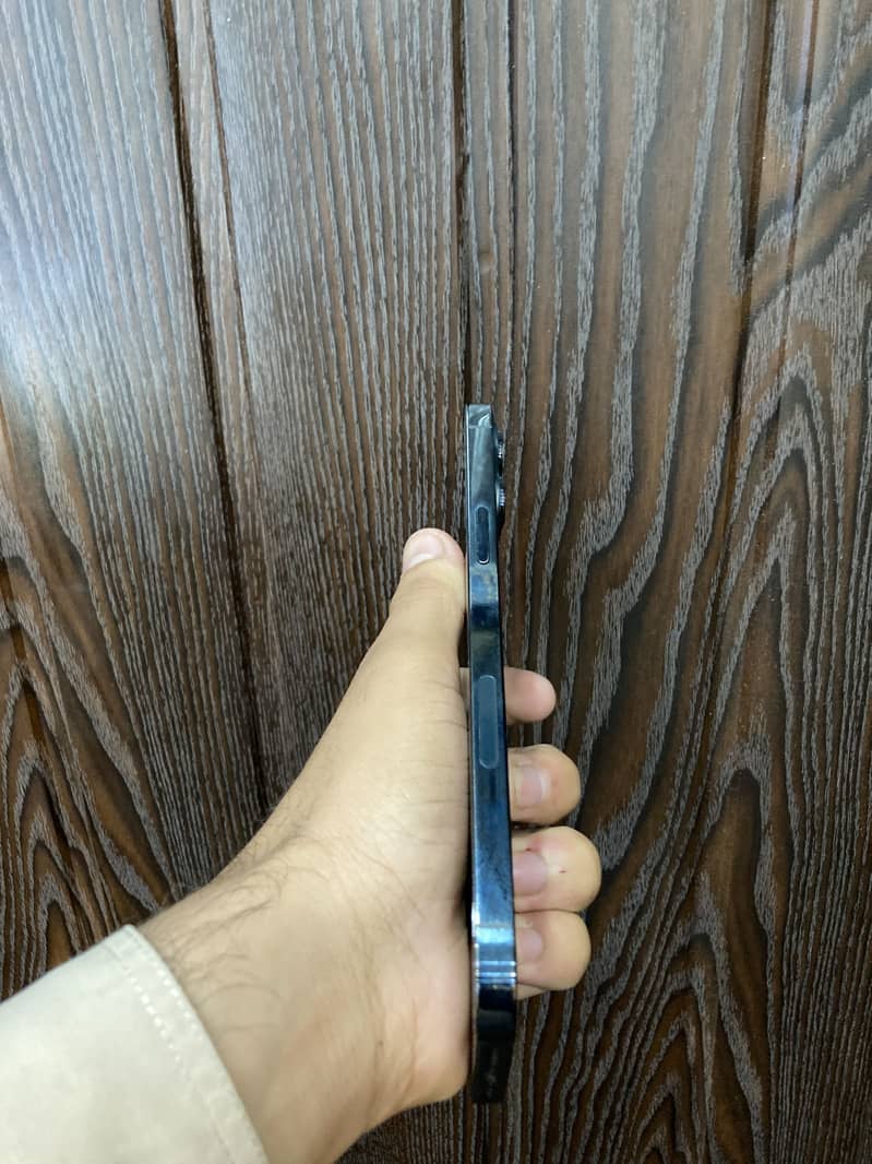 Apple iPhone 12 Pro Max 5