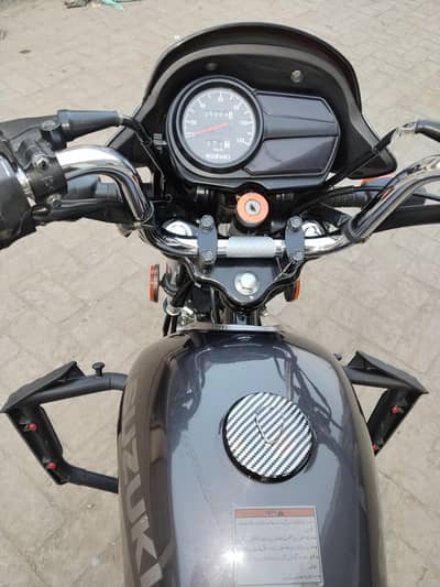 Suzuki GD 110 . phone number 0332 4296970