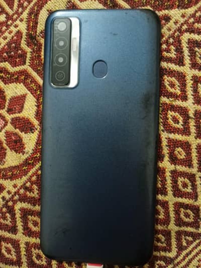 Tecno Camon 17