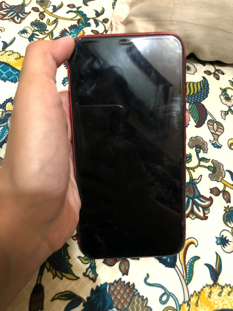 Apple iPhone 11 3