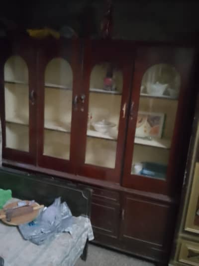 10/10 Showcase available at reasonable price in only Faisalabad.