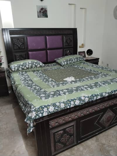 Wooden King Size Bed / Bed set with side Tables