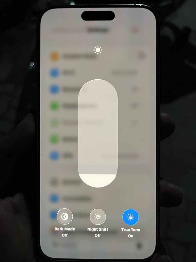 Apple iPhone 15 Pro Max 1
