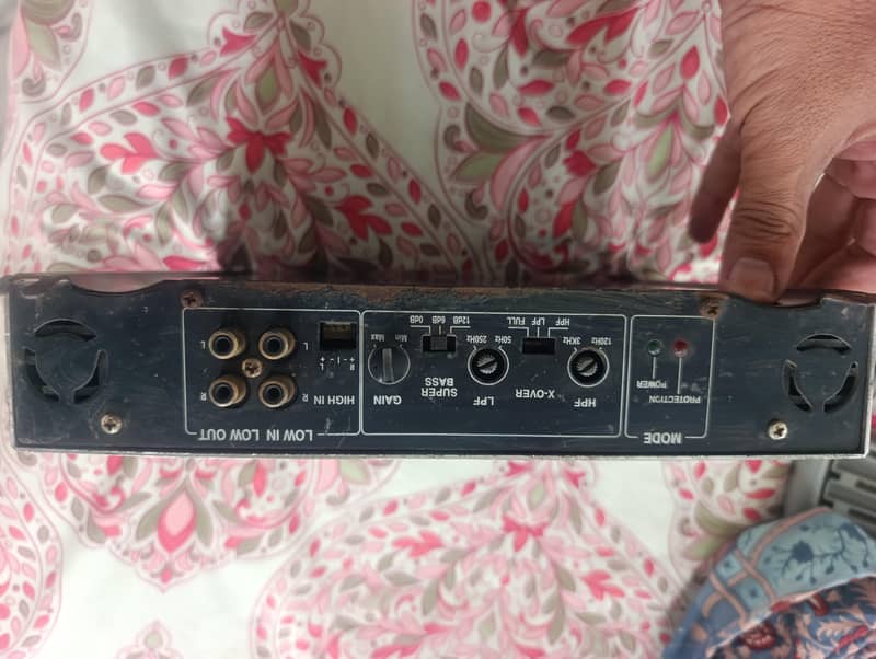 Car Amplifier 1