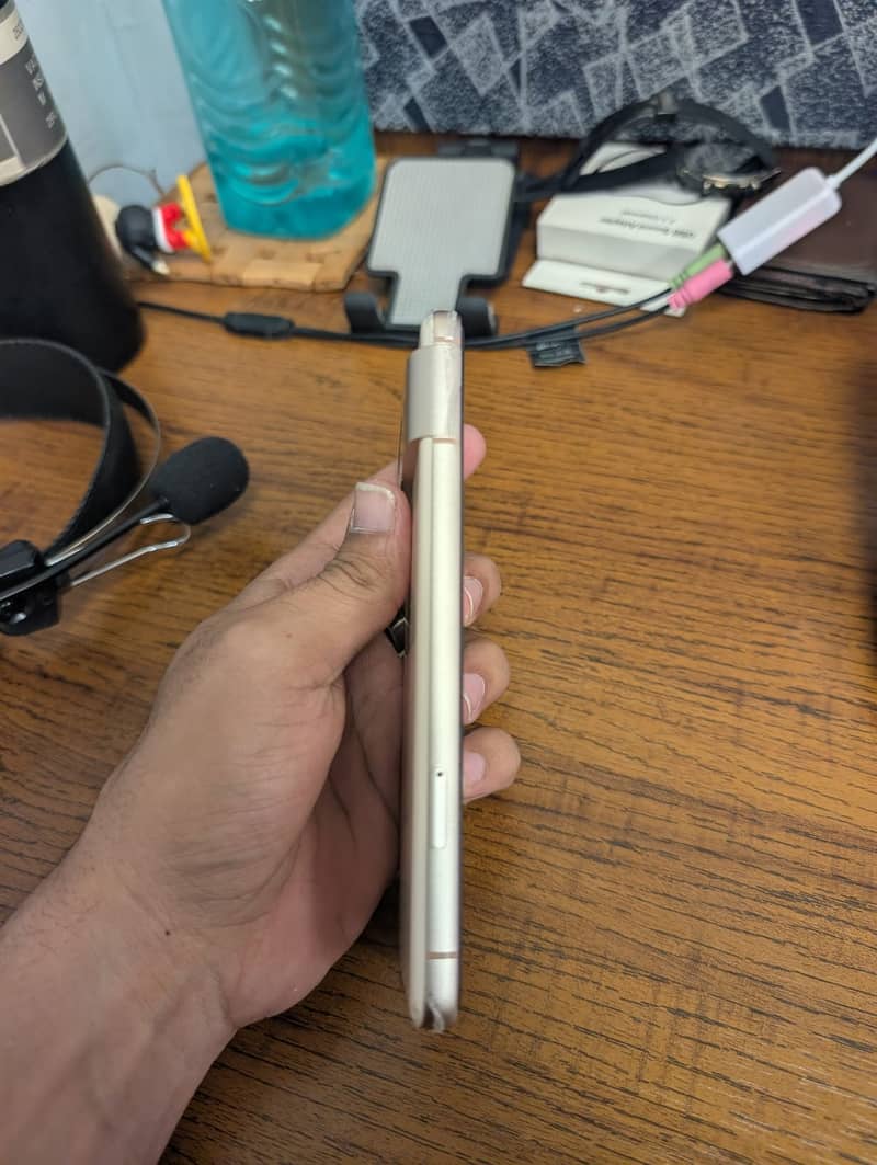 Google Pixel 8 2