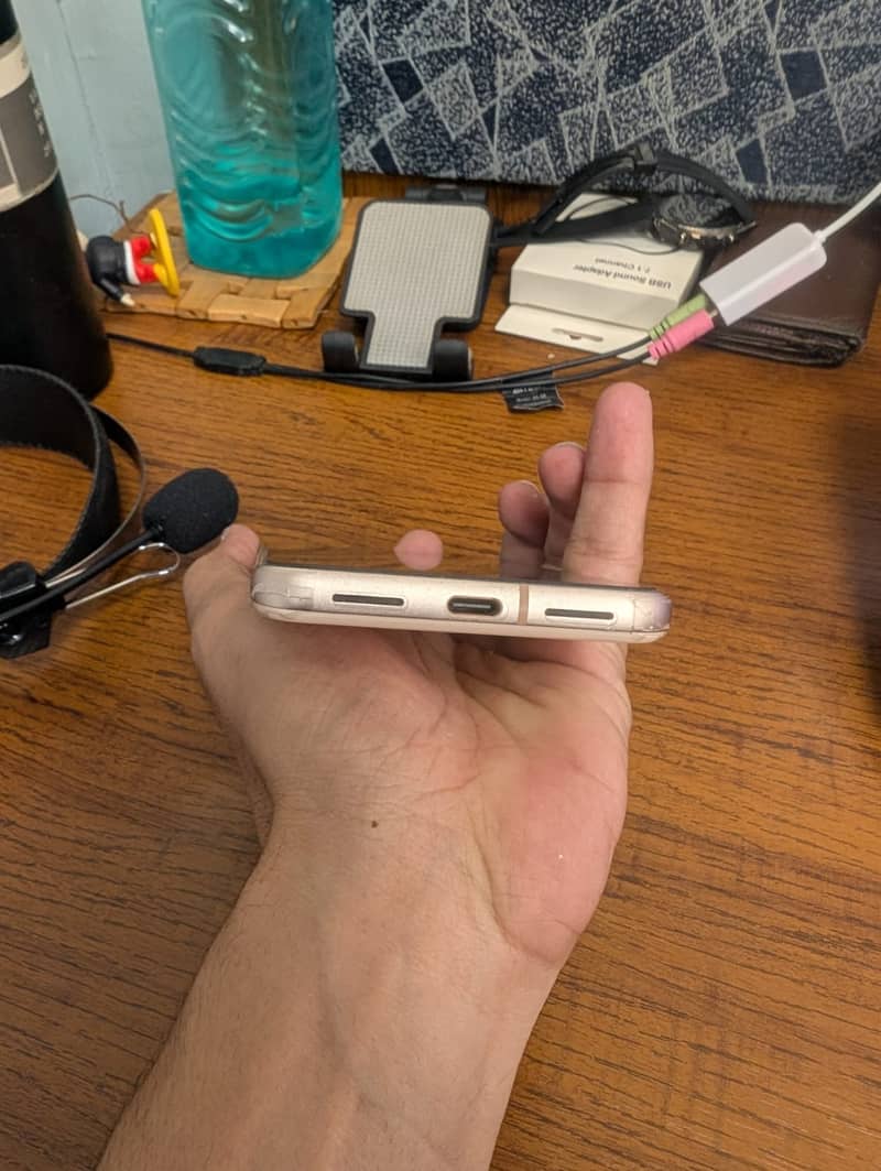 Google Pixel 8 5