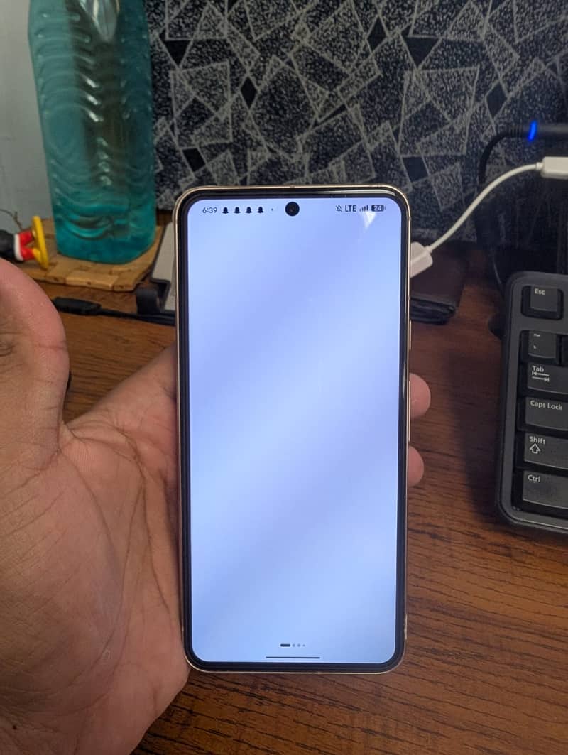Google Pixel 8 6