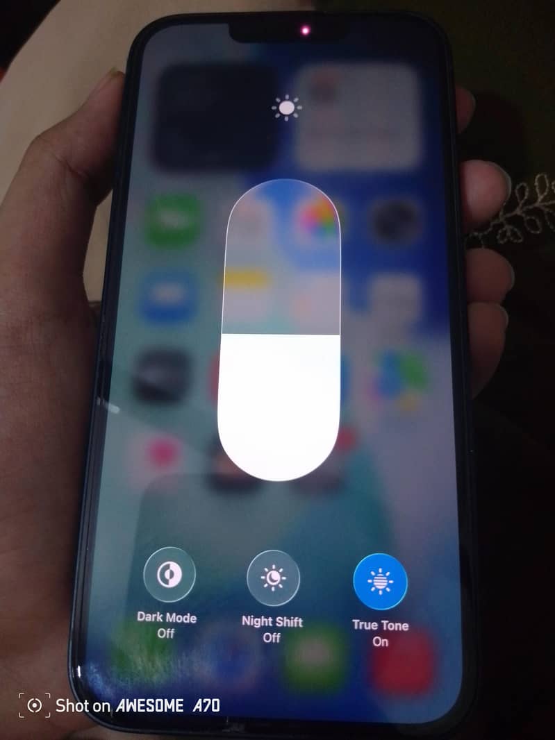 Apple iPhone 13 4