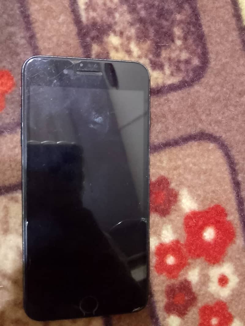 Apple iPhone 7 Plus 4