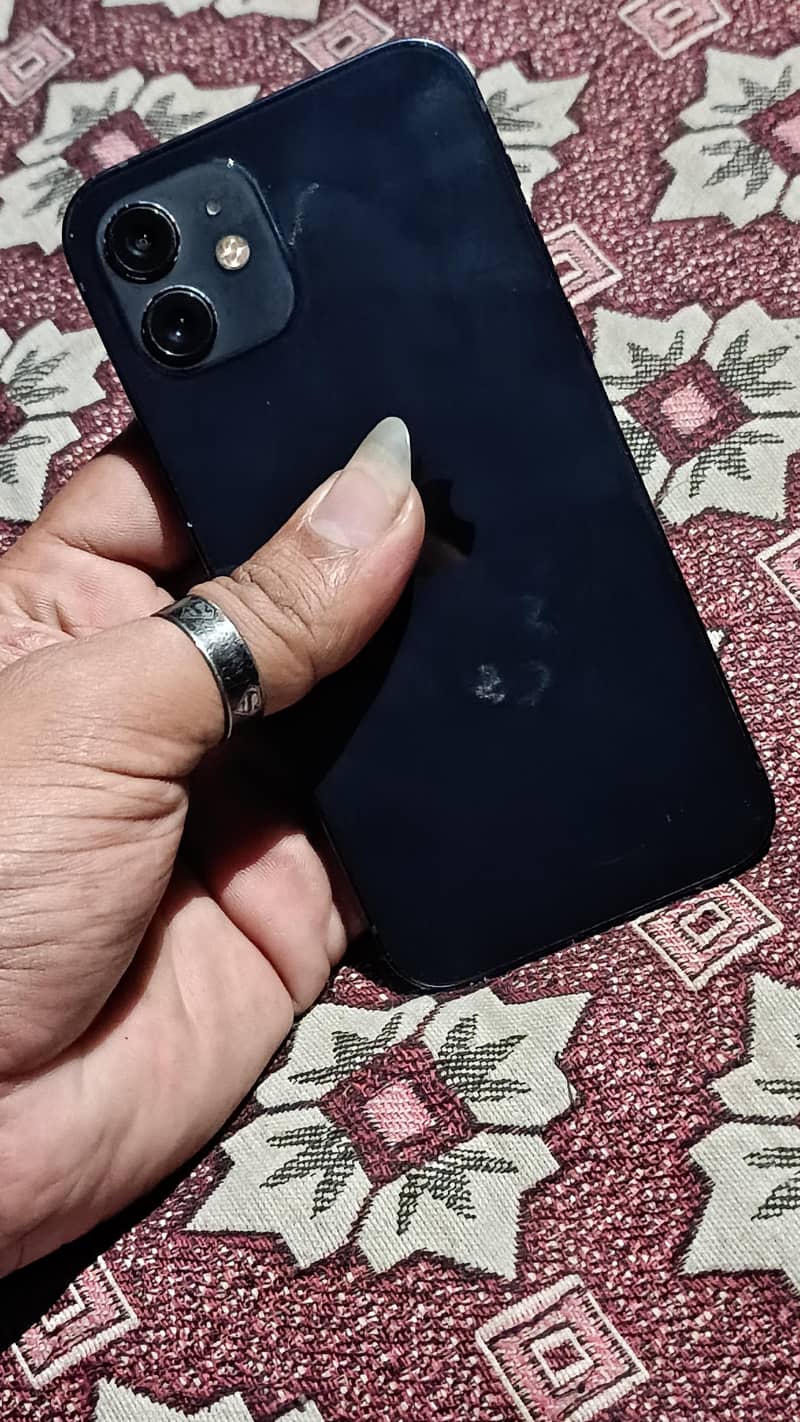 Apple iPhone 12 0