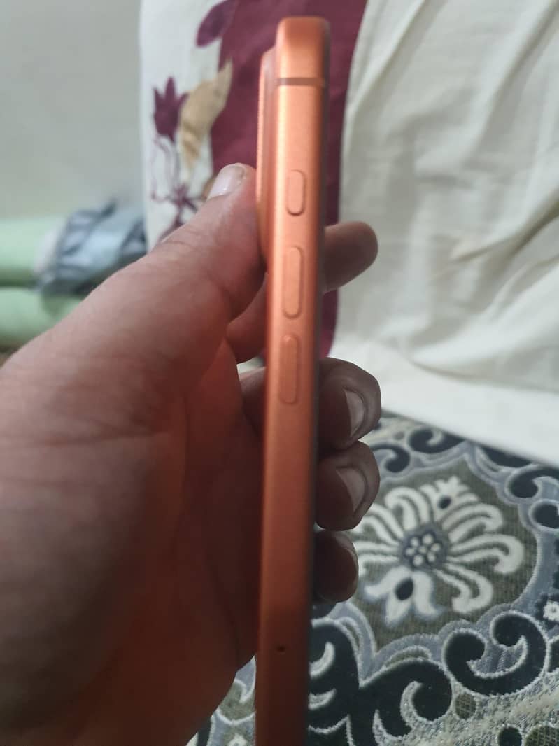 Apple iPhone 17 Pro 4
