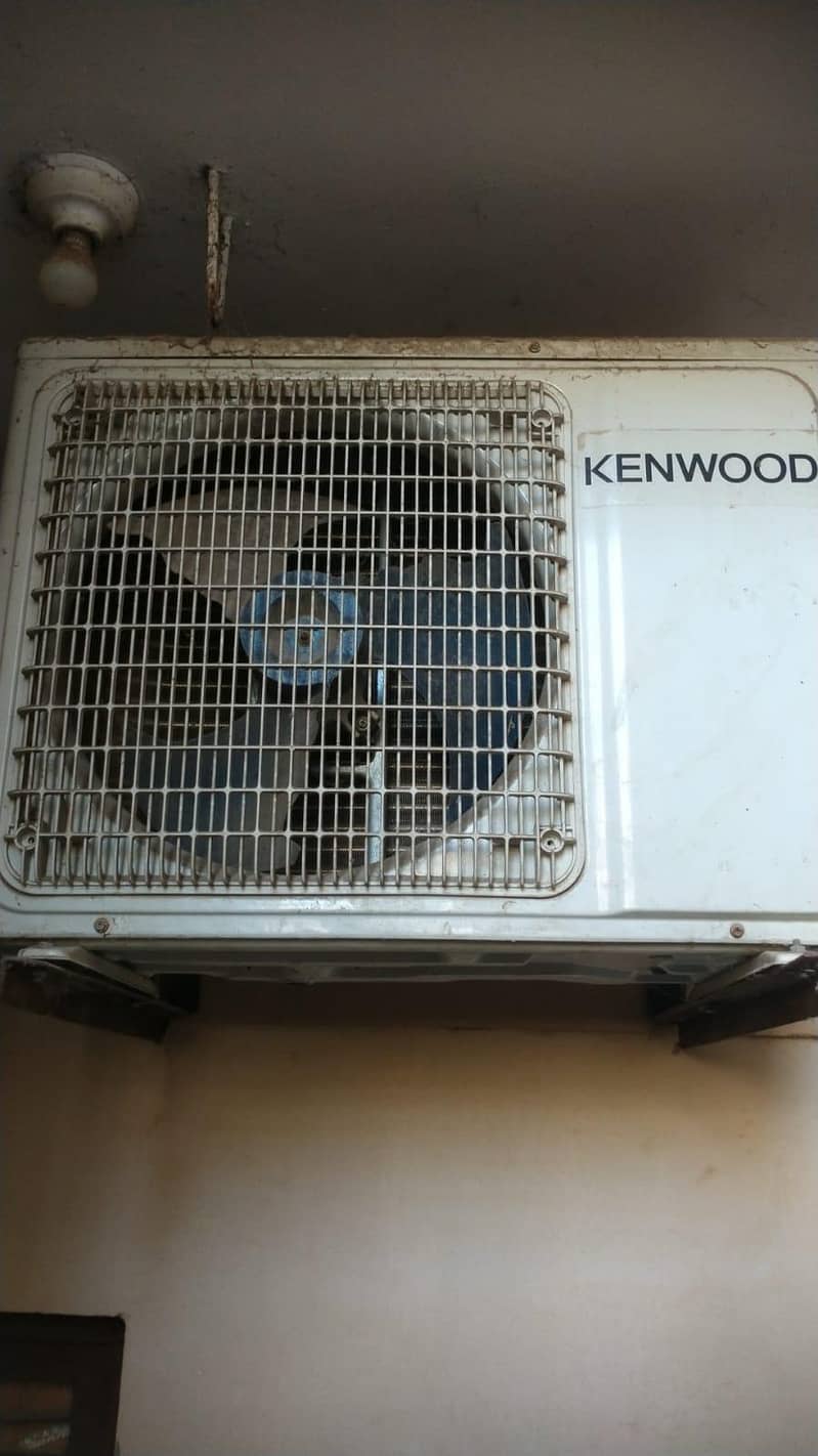 urgent sell - Air Conditioners - 1120423835