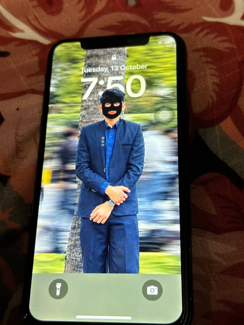 Apple iPhone XS 3