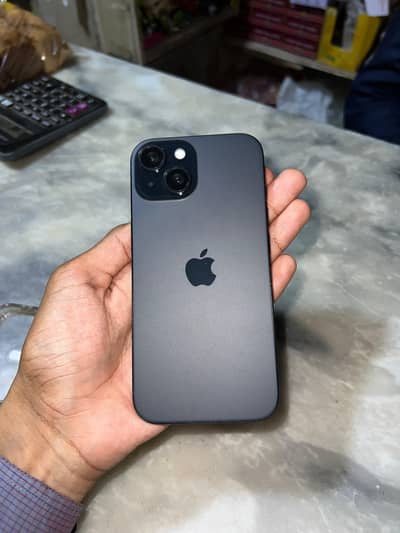 Apple iPhone 15