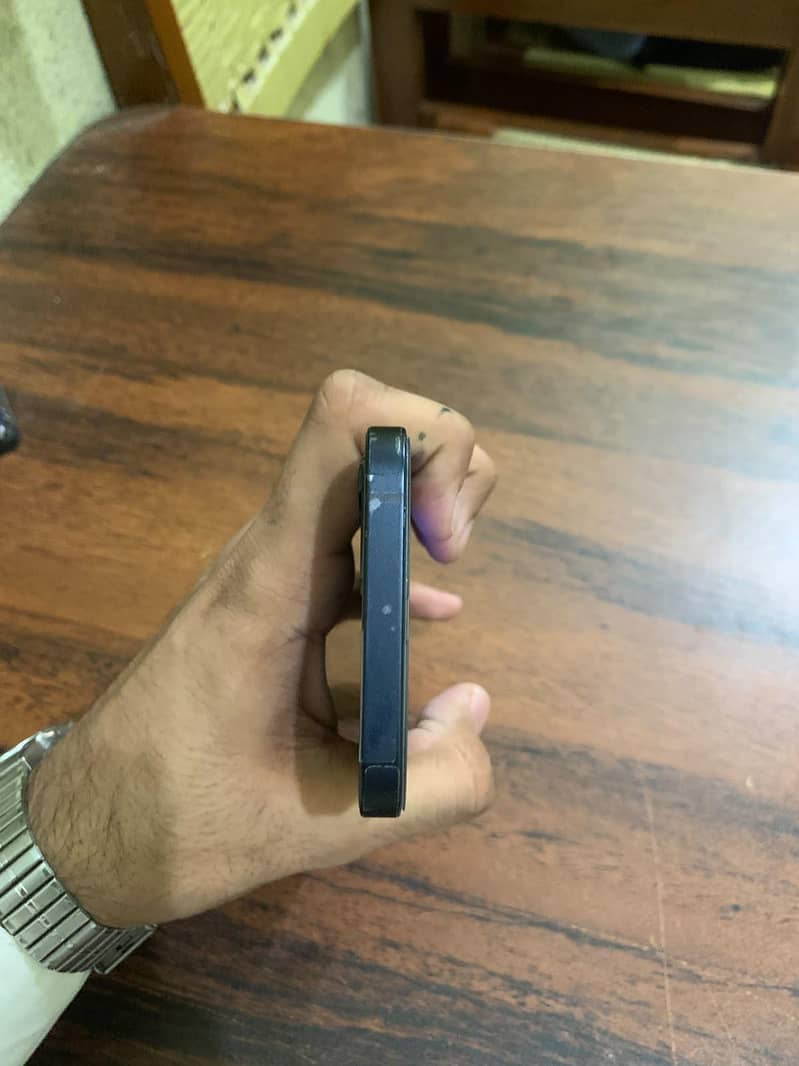 Apple iPhone 12.     (Waterpack/FU/64gb/89%) 1