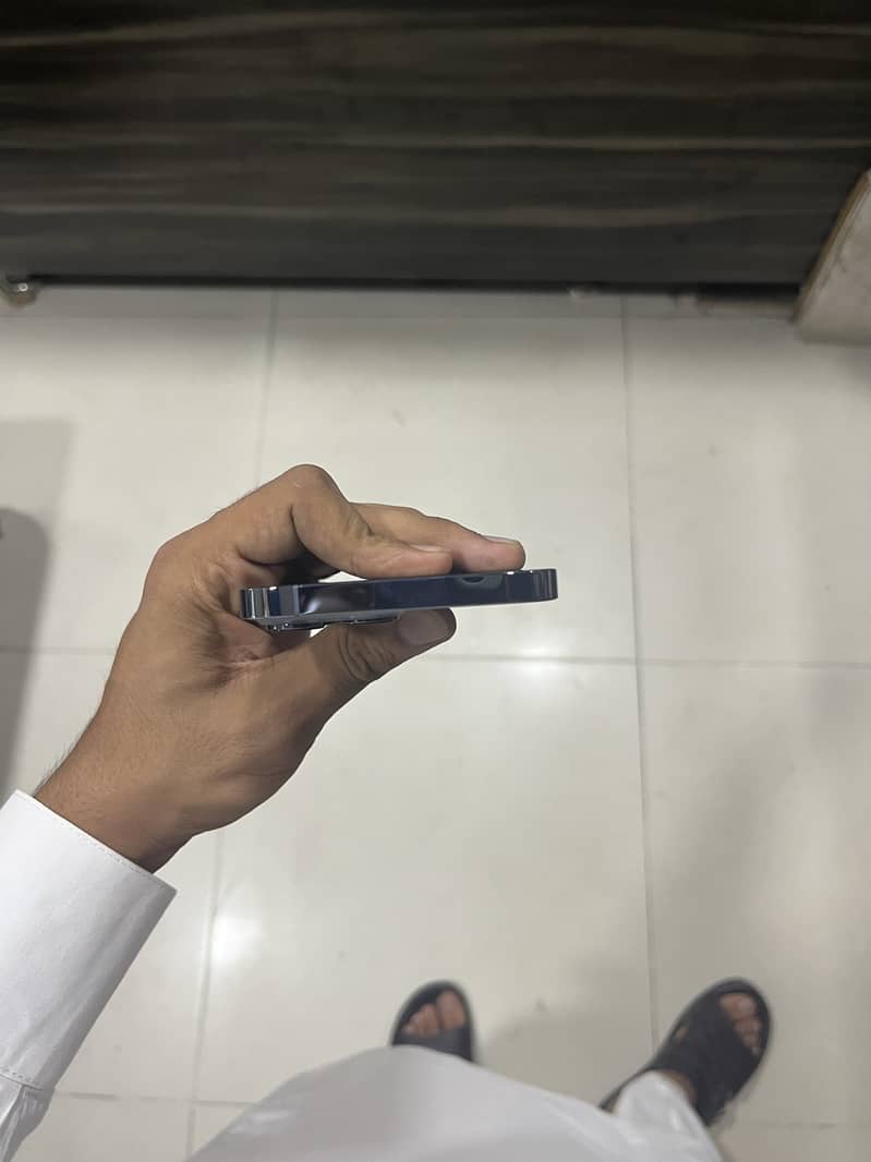 Iphone 13 pro max pta 4
