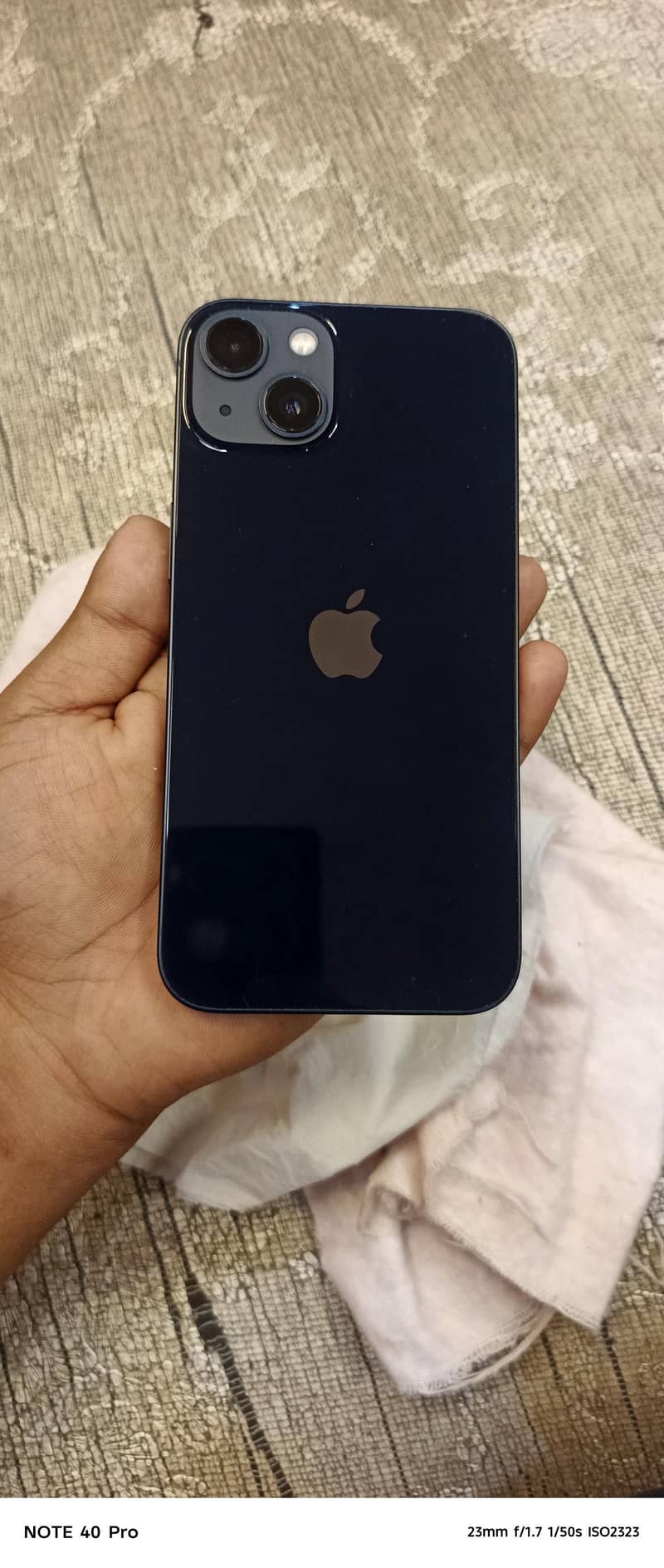 Apple iPhone 13 7