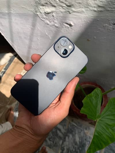 Apple iPhone 14