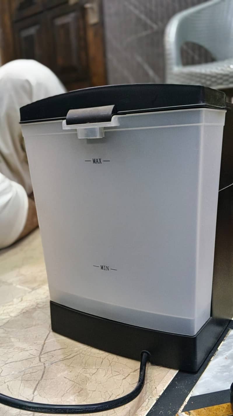 Cambridge coffee machine 1