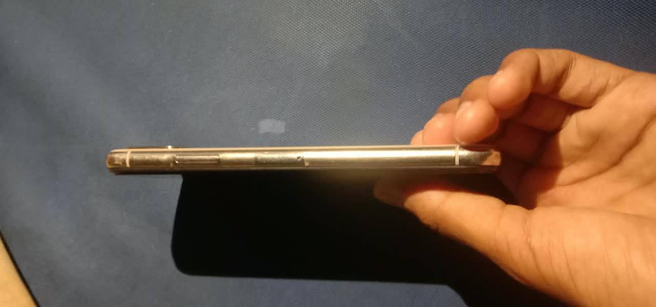 Apple iPhone XS 2