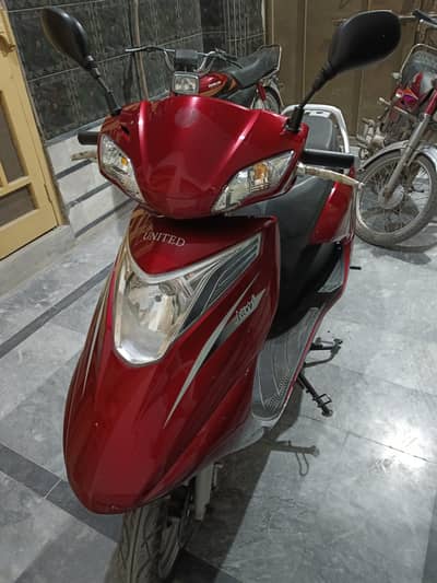United Petrol Scooty 4 Stroke 100cc