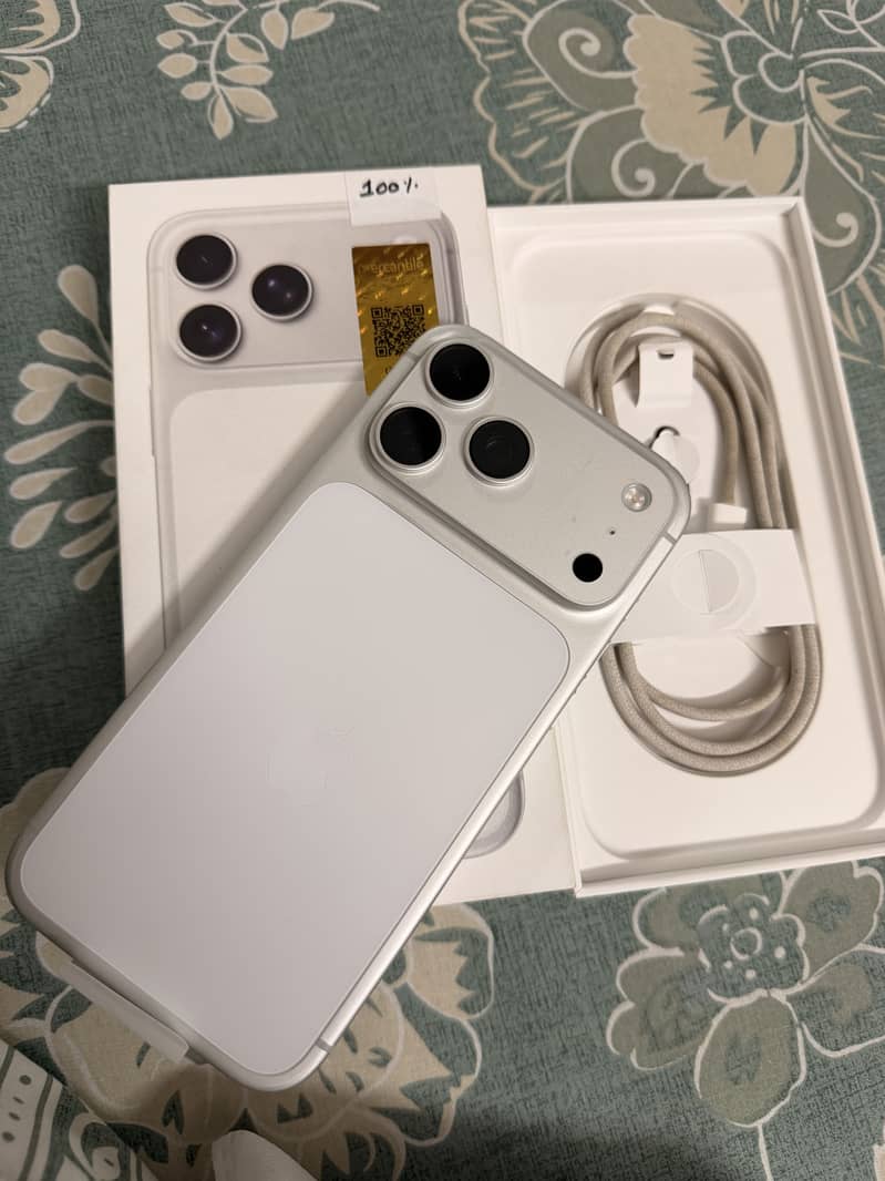 Apple iPhone 17 Pro Max 0