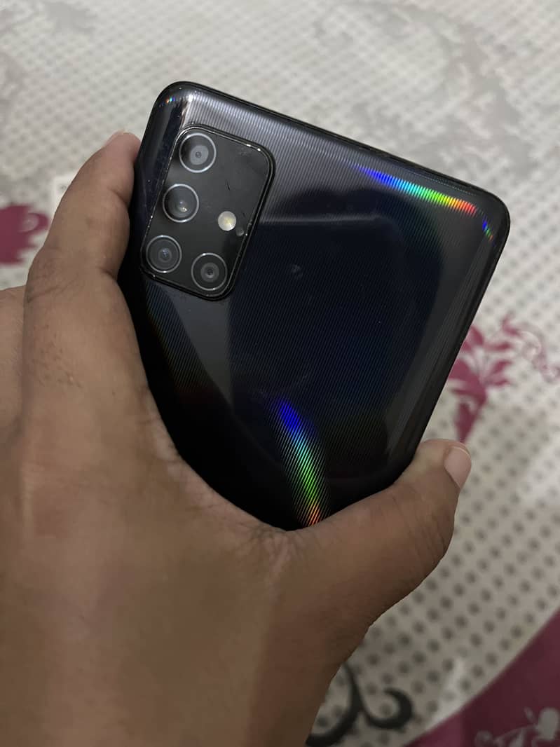 Samsung Mobile A71 4