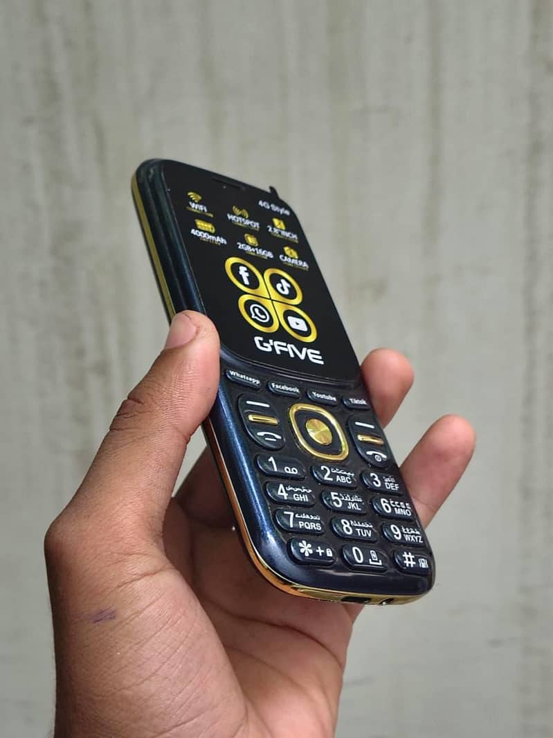 G'Five 4G Style touch and type android 0