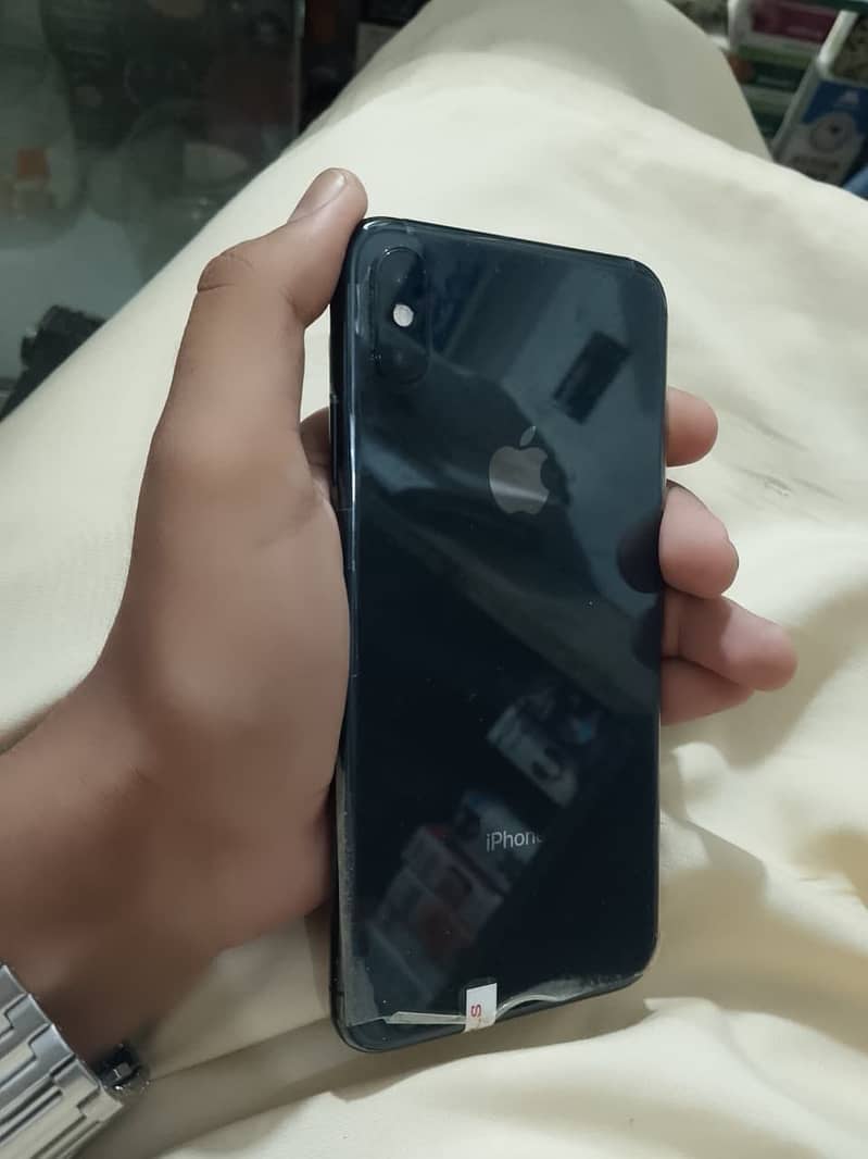 Apple iPhone XS Max 0