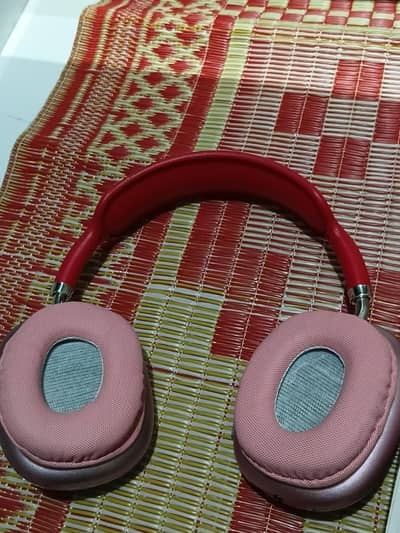 p9 headphones